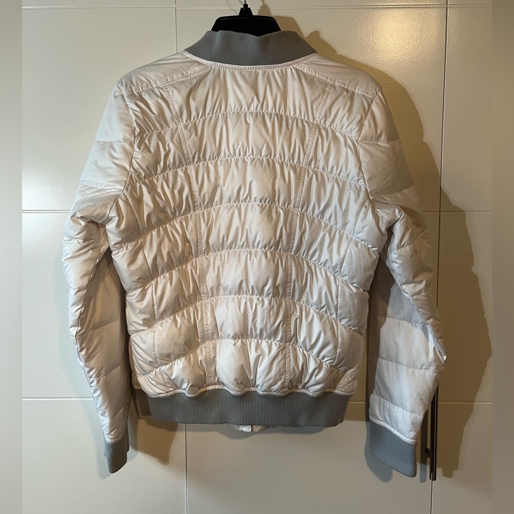 Athleta White Puffer Jacket Size L - Picture 3 of 13